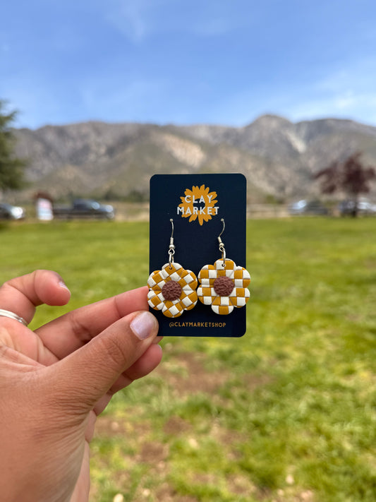 Golden picnic flowers