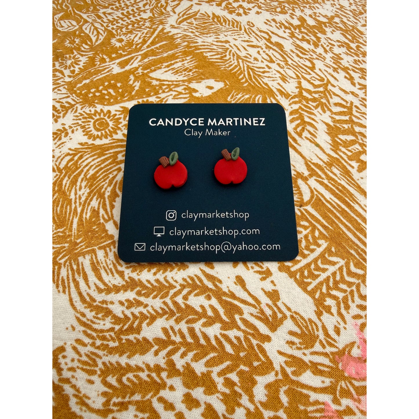 Mini apple studs