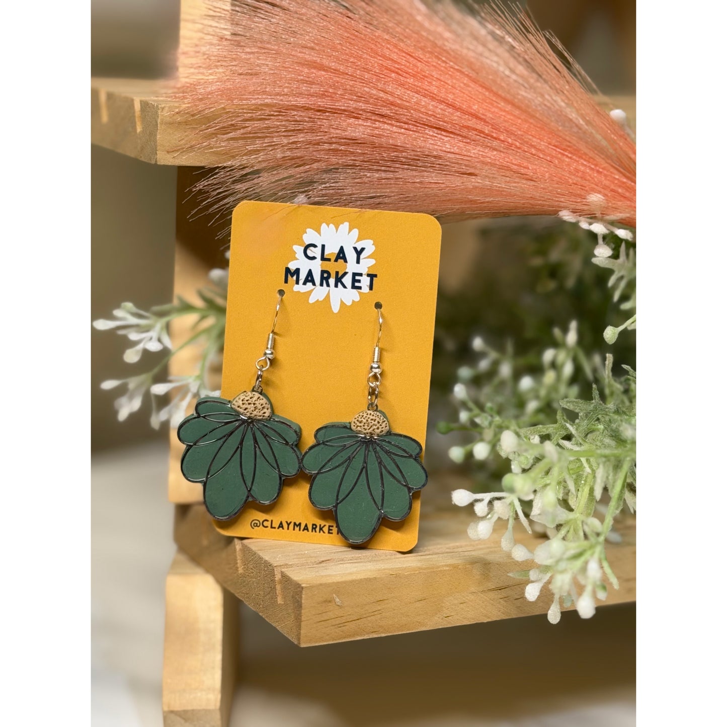 Moss meadow dangles